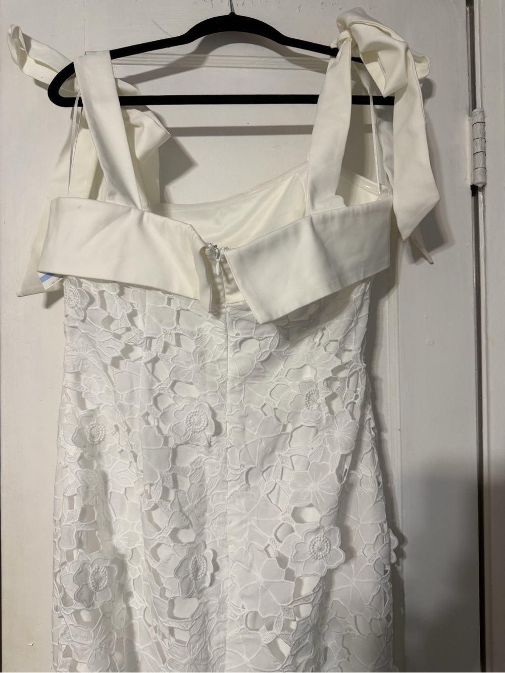 Petal & Pup White Lace Midi Dress with Tie-Strap Shoulders - Picture 7 of 10